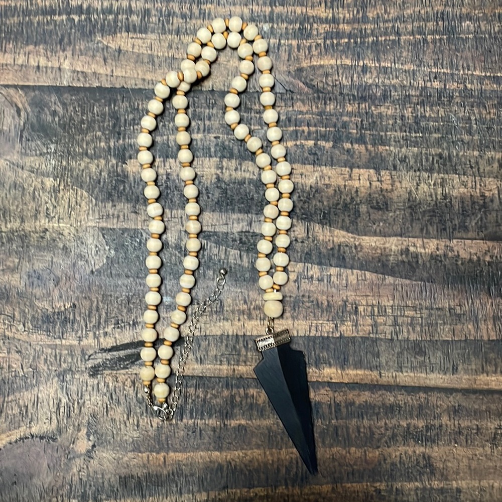 Beaded Arrowhead necklace